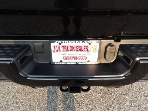 Used 2025 RAM 2500 Big Horn RWD image 49