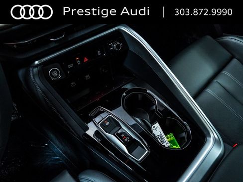 Used 2025 Audi Q5 Premium Plus w/ Premium Plus AWD/4WD image 19