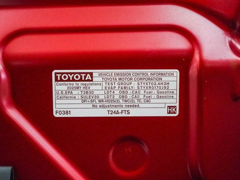 New 2025 Toyota Tacoma TRD Off-Road image 28