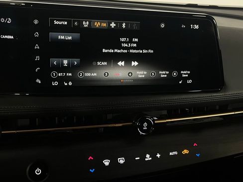 Used 2023 Nissan Ariya AWD image 17