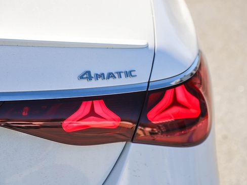 Certified 2025 Mercedes-Benz E 350 4MATIC Sedan image 9