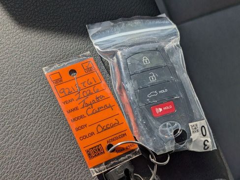 Used 2026 Toyota Camry LE w/ Convenience Package FWD image 32