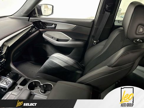 Used 2022 Acura MDX A-Spec AWD/4WD image 27