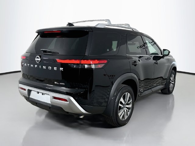 Used 2025 Nissan Pathfinder SL AWD/4WD image 7