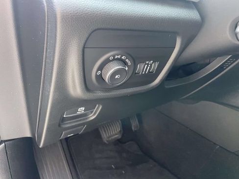 Used 2021 Jeep Grand Cherokee L Limited w/ Luxury Tech Group II AWD/4WD image 24