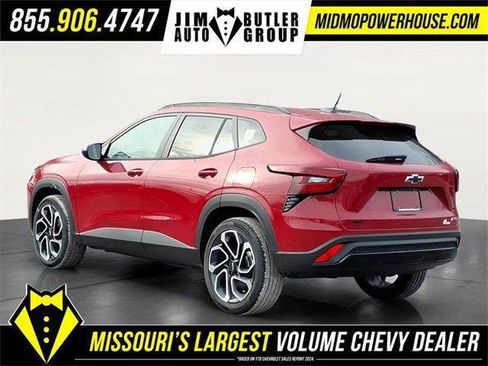 New 2026 Chevrolet Trax RS w/ Sunroof Package image 4