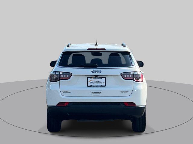 Used 2020 Jeep Compass Latitude FWD image 5