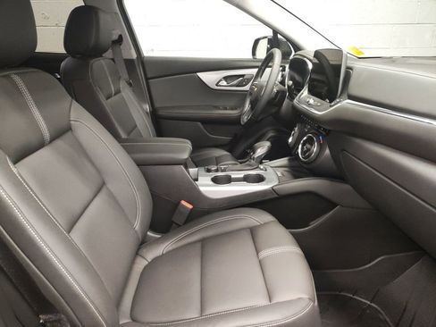 Used 2026 Chevrolet Blazer LT w/ Sound & Technology Package image 7