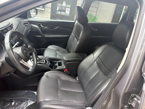 Used 2018 Nissan Rogue SL AWD/4WD image 8