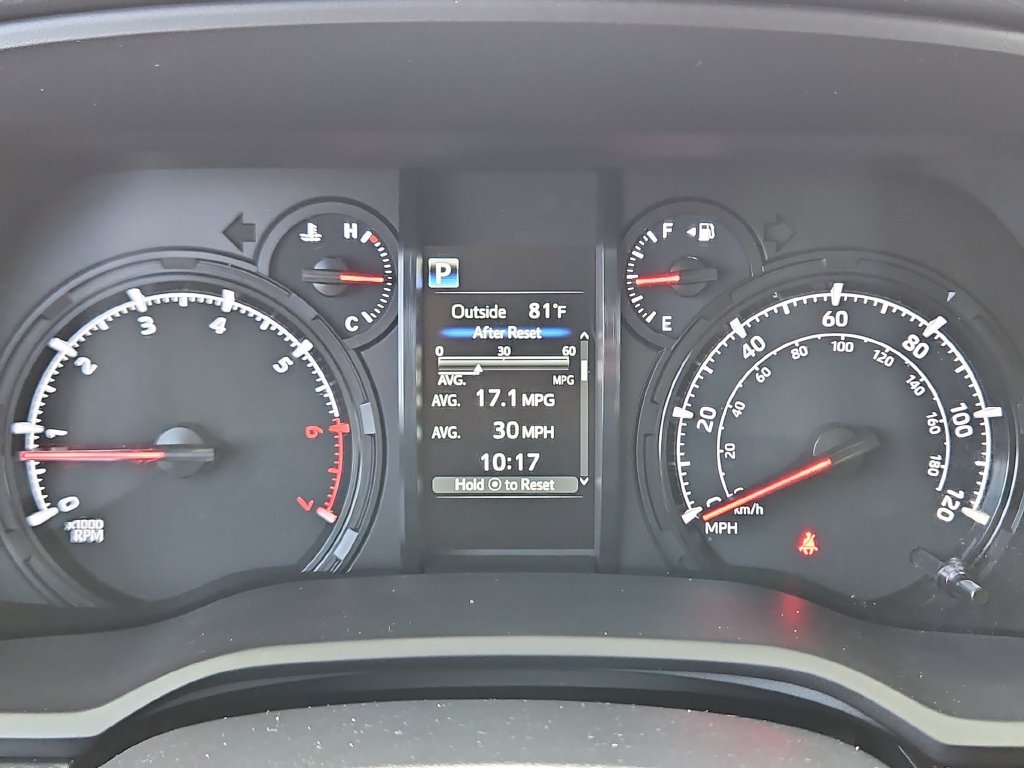 Used 2021 Toyota 4Runner SR5 AWD/4WD image 24