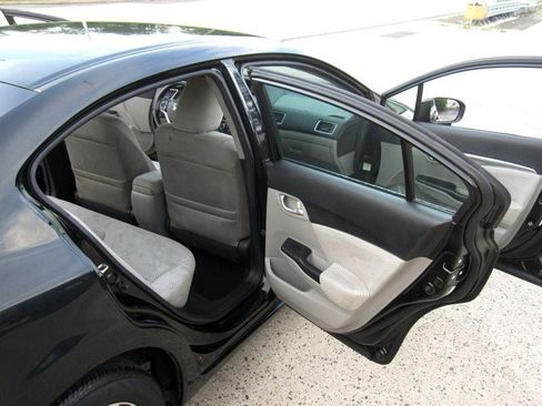 Used 2015 Honda Civic Hybrid Sedan image 25