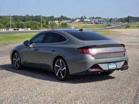 Used 2023 Hyundai Sonata SEL Plus FWD image 4