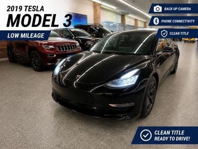 Used 2019 Tesla Model 3 Mid Range