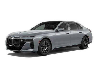 Used 2024 BMW 760i xDrive w/ Premium Package 2