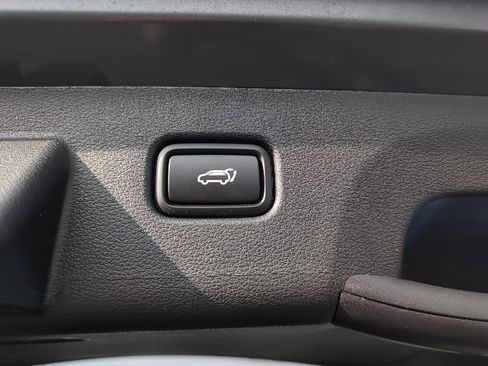 Used 2025 Kia Sportage EX w/ Premium Package image 29