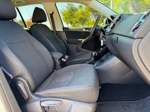 Used 2012 Volkswagen Tiguan S FWD image 27