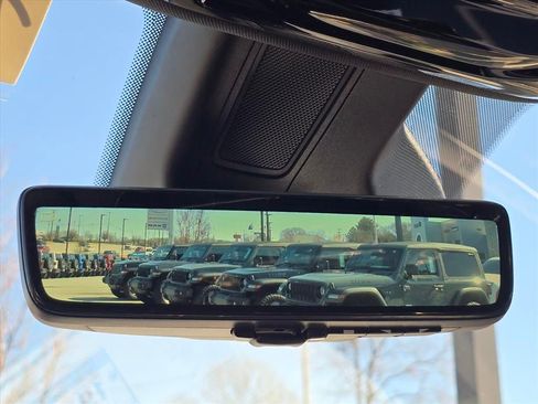 New 2026 Jeep Grand Wagoneer Summit image 13