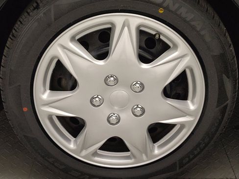 Used 2023 Toyota Corolla LE FWD image 31