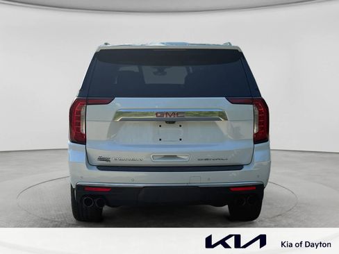 Used 2022 GMC Yukon XL Denali w/ Denali Ultimate Package AWD/4WD image 6