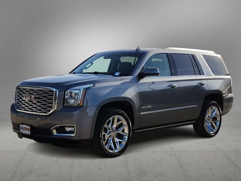 Used 2018 GMC Yukon Denali w/ Denali Ultimate Package image 4
