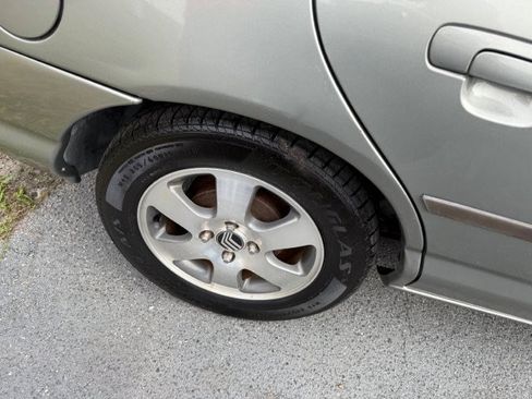 Used 1999 Mercury Mystique LS image 10