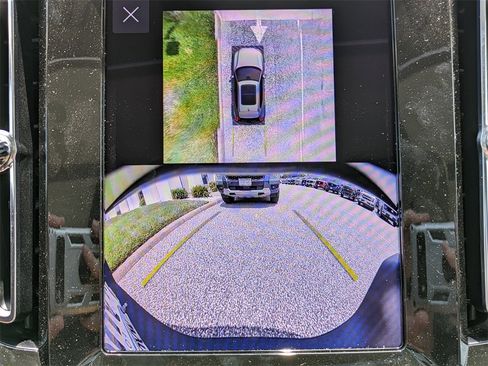 New 2026 Volvo XC40 B5 Ultra w/ Protection Package Premier image 21