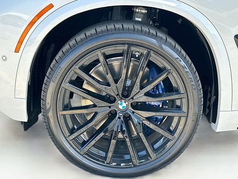 Used 2026 BMW X5 M60i image 26
