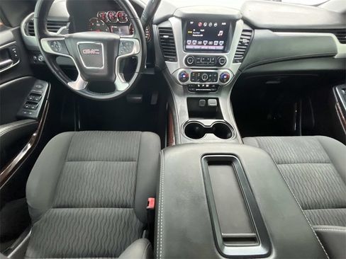 Used 2016 GMC Yukon SLE w/ Convenience Package image 13