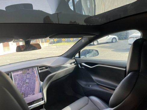 Used 2018 Tesla Model S 75D AWD/4WD image 10