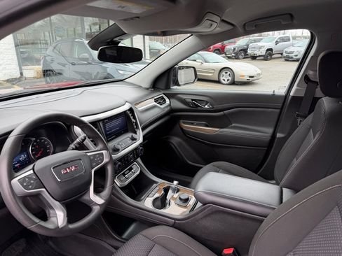 Certified 2023 GMC Acadia SLE w/ Elevation Edition AWD/4WD image 15