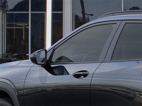 New 2025 Chevrolet Trax RS w/ Driver Confidence Package image 12