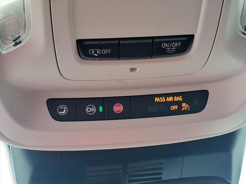 Used 2024 Buick Envision Preferred AWD/4WD image 23