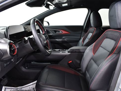 Used 2024 Chevrolet Equinox EV RS image 6