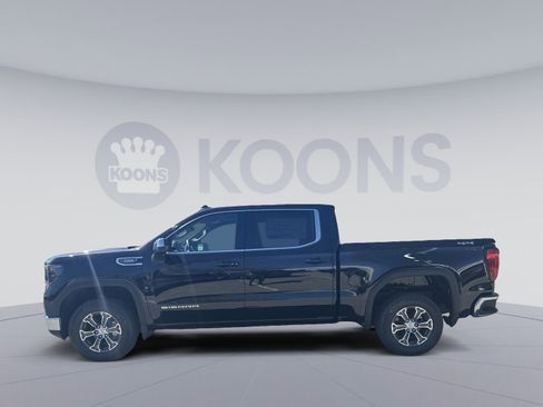 New 2026 GMC Sierra 1500 SLE AWD/4WD image 2