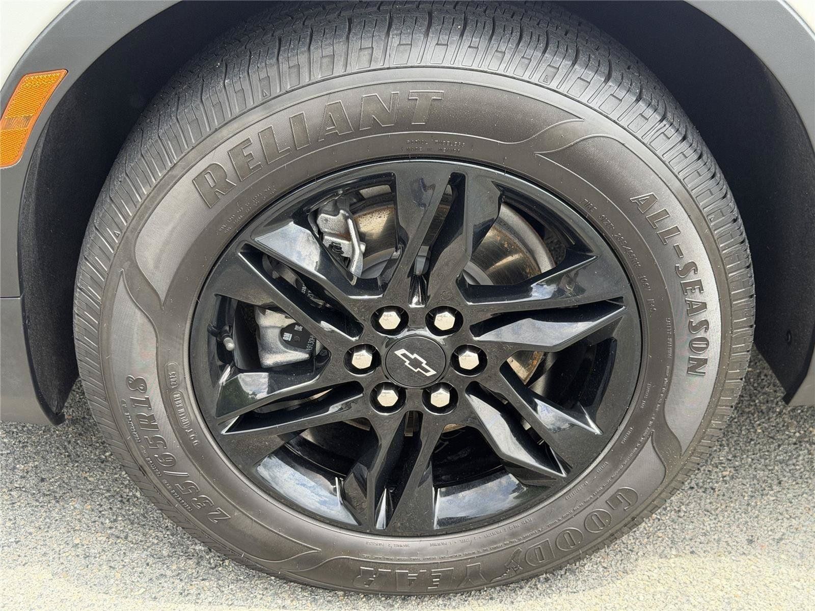 Used 2021 Chevrolet Blazer LT w/ Sound & Technology Package FWD image 39