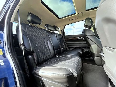 Used 2023 Genesis GV80 2.5T w/ Prestige 20" Package image 18