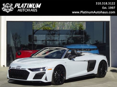 Used 2020 Audi R8 V10 w/ Carbon Exterior Package image 1