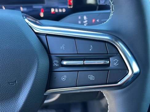 New 2026 Chevrolet Equinox EV LT image 25