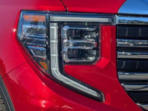 Used 2024 GMC Sierra 1500 SLT w/ SLT Premium Plus Package image 9