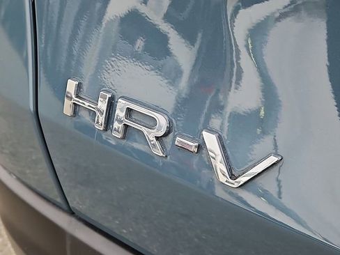 Used 2025 Honda HR-V Sport image 29