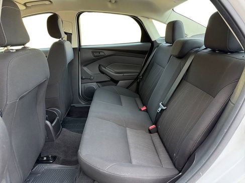 Used 2017 Ford Focus S FWD image 19