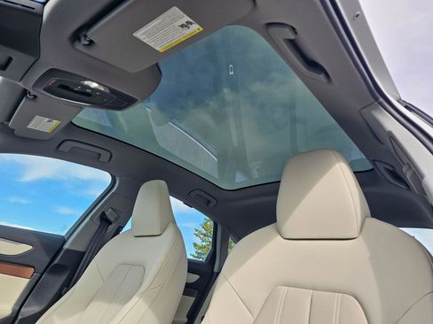 Used 2026 Audi A6 Premium Plus image 28