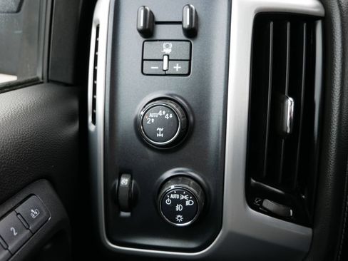 Used 2018 GMC Sierra 1500 SLT AWD/4WD image 29