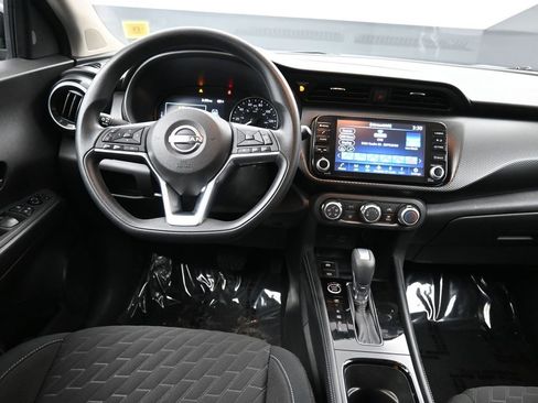 Used 2023 Nissan Kicks SV image 19