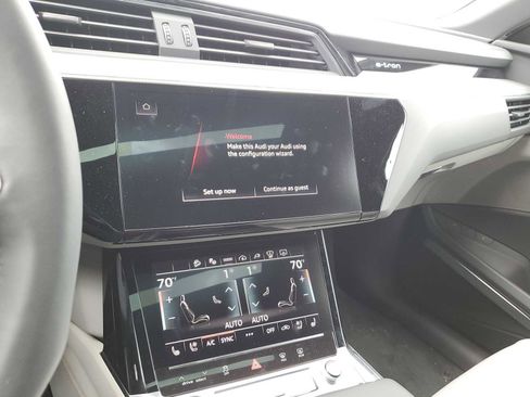 Certified 2024 Audi Q8 e-tron Prestige w/ Prestige Package AWD/4WD image 26