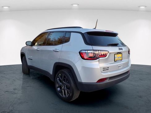 New 2026 Jeep Compass Latitude image 7