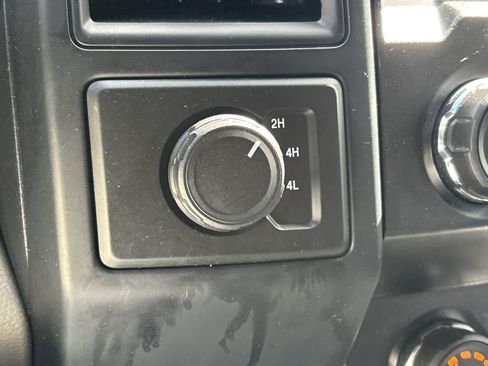 Used 2020 Ford F150 XL w/ Equipment Group 101A Mid AWD/4WD image 23