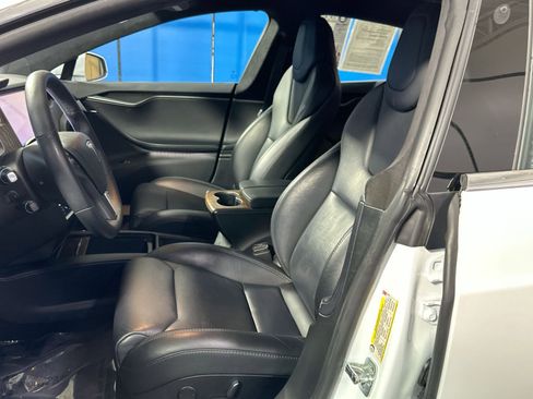 Used 2019 Tesla Model S Long Range image 11