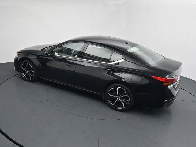 Used 2025 Nissan Altima 2.5 SR FWD image 34
