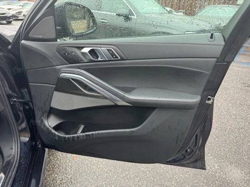 Used 2022 BMW X6 M50i w/ Executive Package image 26